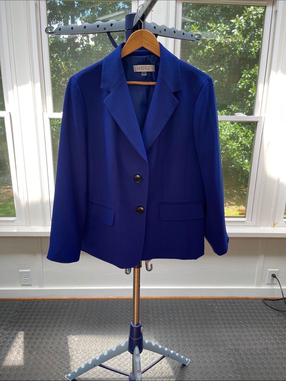 Kasper Women’s Royal Blue Two-Button Blazer